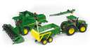 Іграшка комбайн John Deere T670i Bruder