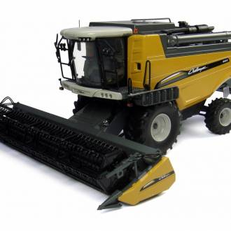 Модель комбайна 1/32 Challenger 645C