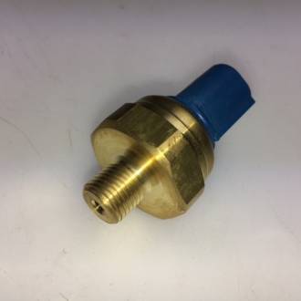 Датчик тиску оливи двигуна