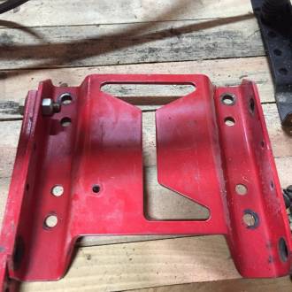 Кронштейн (тяга)